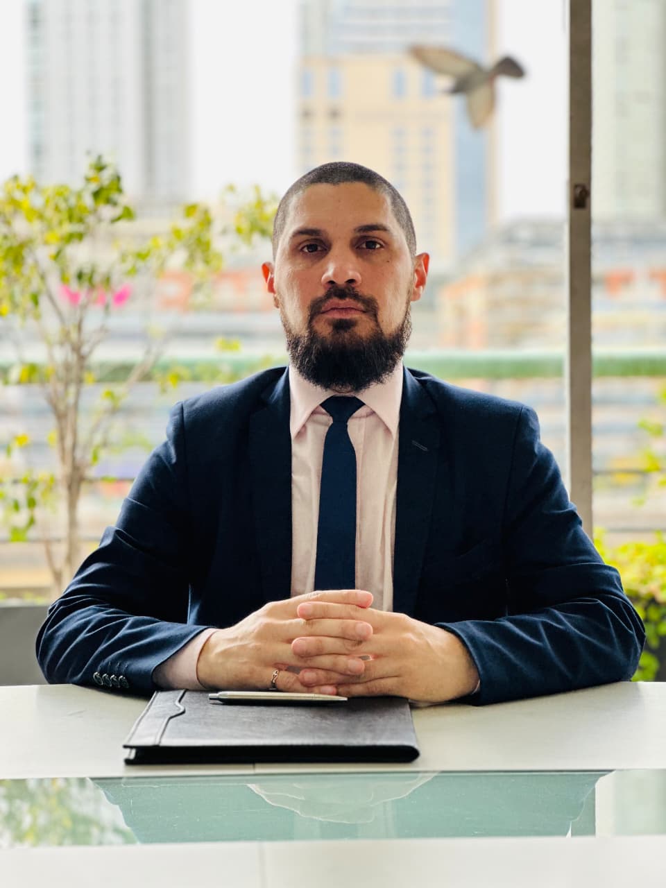 Dr. Diego Alustiza